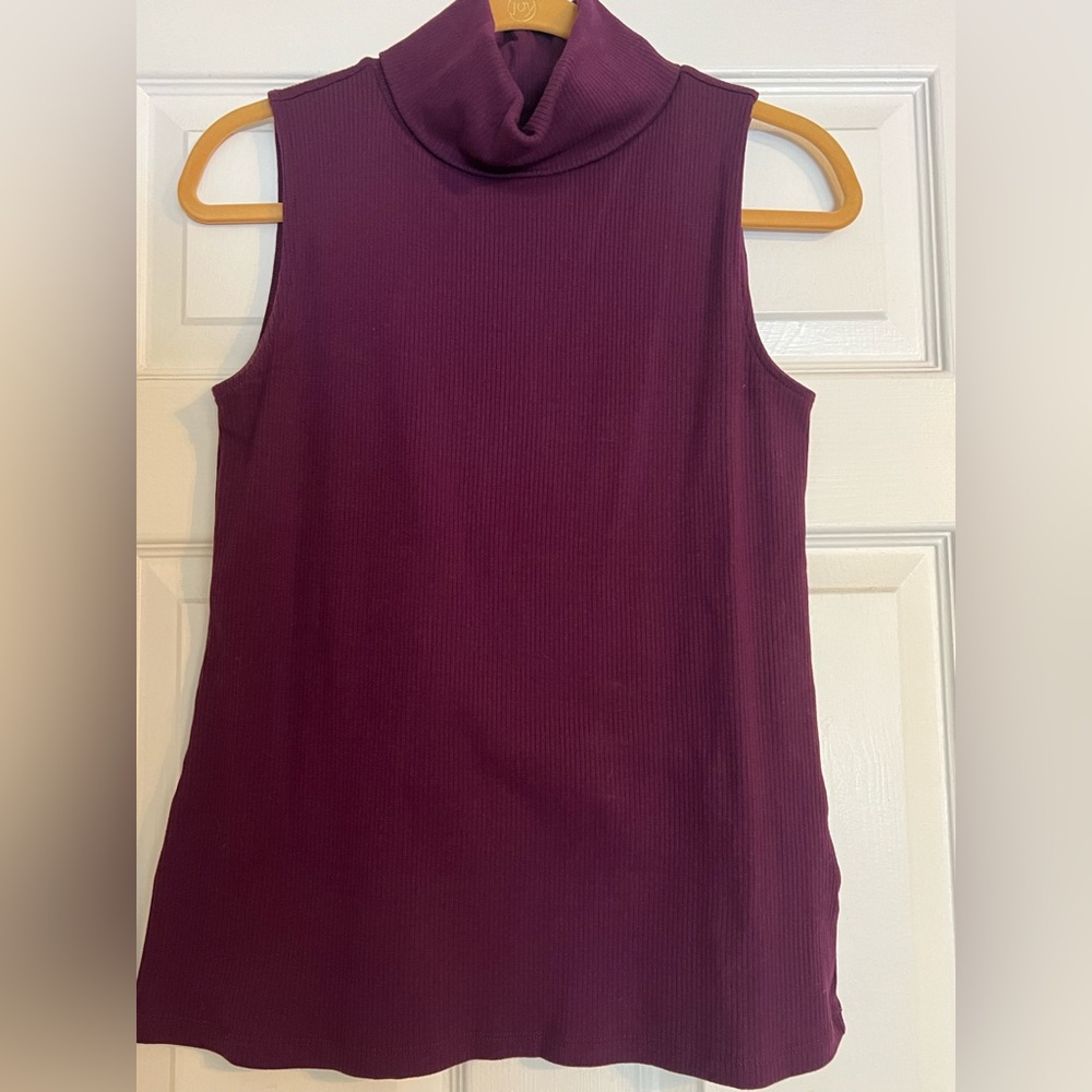Candace Cameron Bure Sleeveless Turtleneck